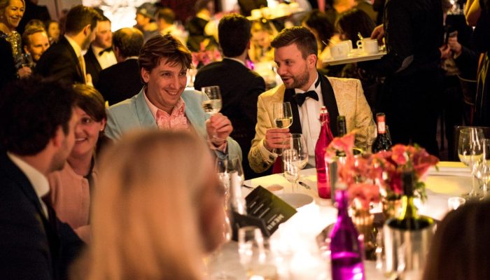 Groep diner bedrijfsuitje